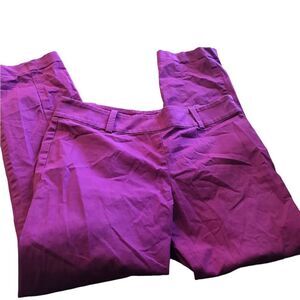 Ann Taylor magenta size 4 style Chelsea croooed pants excellent condition